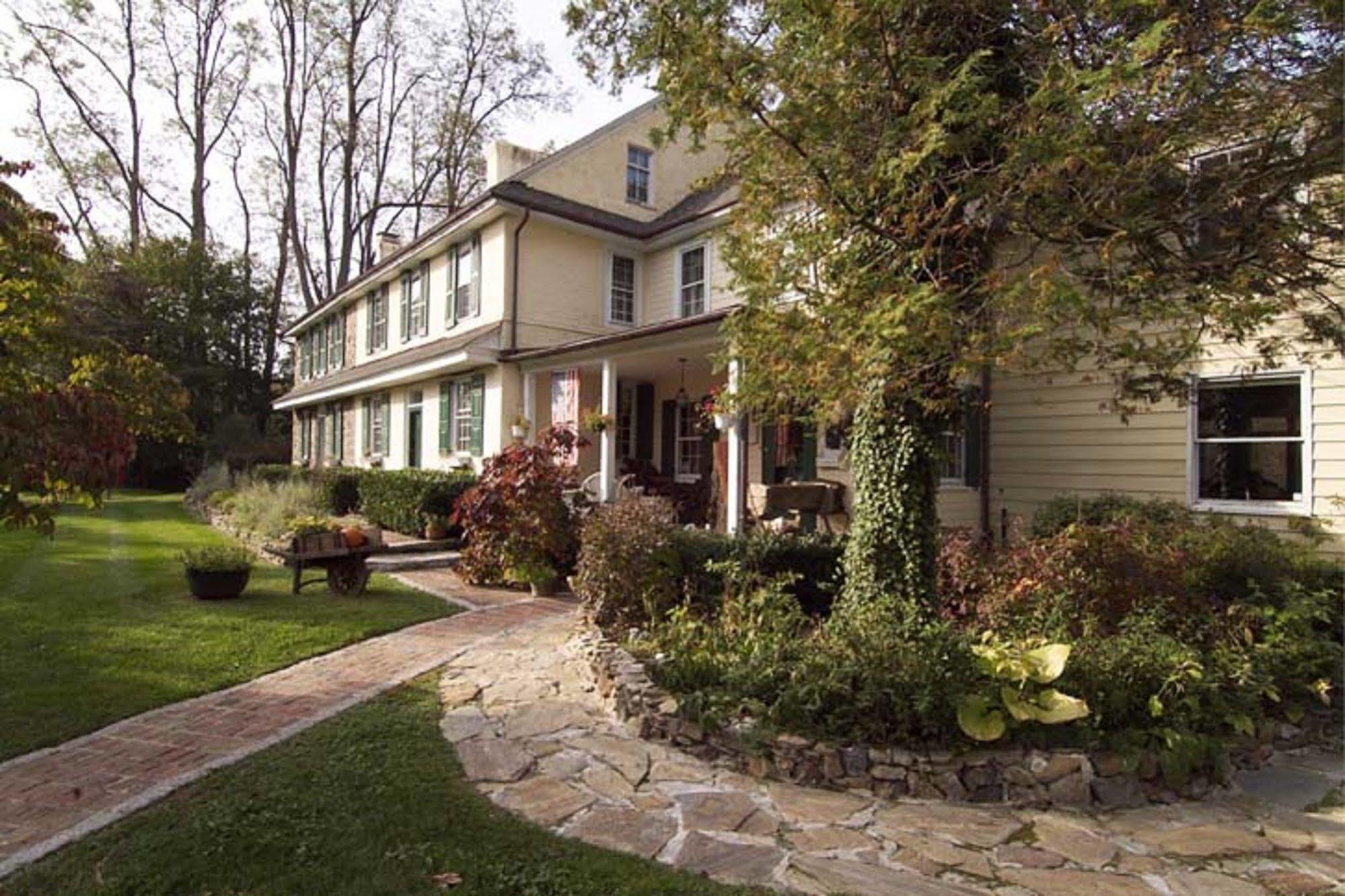 채즈포드 Wild Wisteria B&B 외부 사진