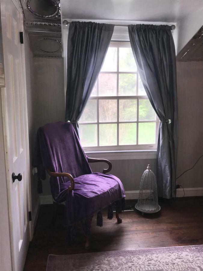 채즈포드 Wild Wisteria B&B 외부 사진