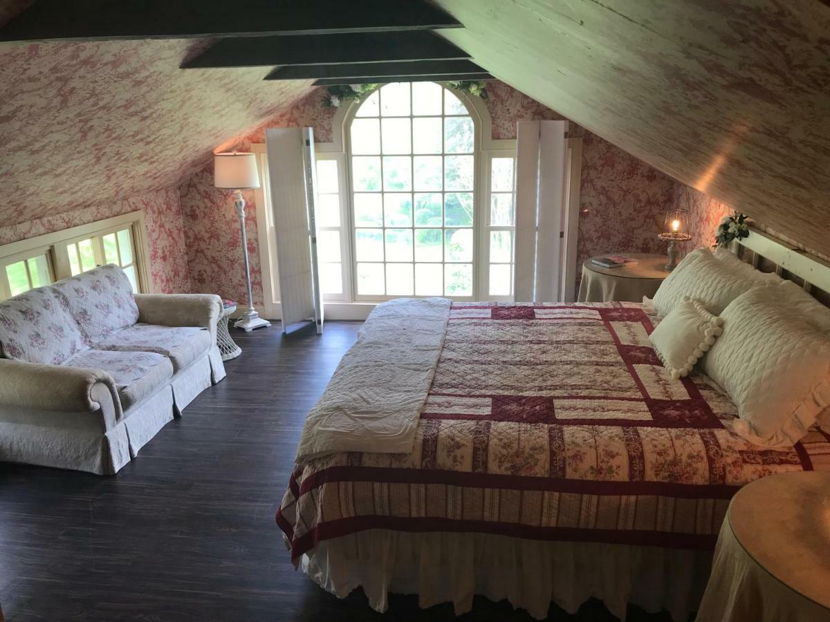 채즈포드 Wild Wisteria B&B 외부 사진